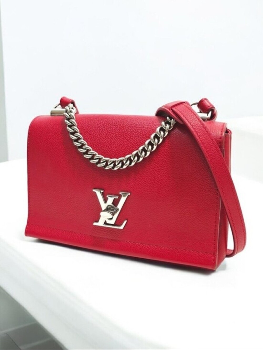 Louis Vuitton Lockme II BB Red Calfskin Leather Flap Crossbody Bag - Picture 4 of 16